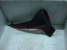 Облицовка бензобака передняя правая HERO